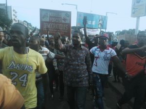 Mouctar Diallo en meeting à Bambeto