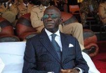 Trafic de faux billets : le ministre de la Sécurité s’en mêle et donne un ultimatum aux officiers de la police Me Abdoul Kabélé Camara, ministre de la sécurité