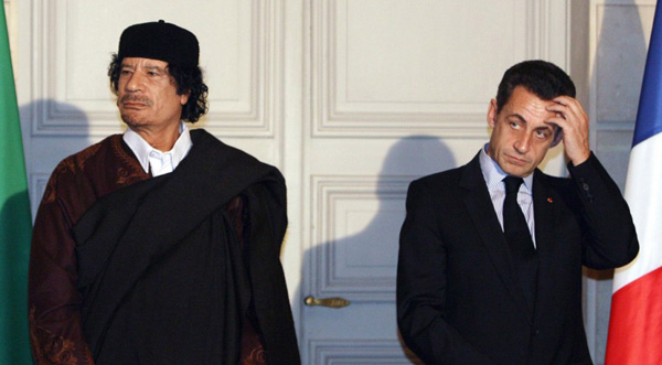 Mahmar Kadhafi et Nicolas Sarkozy
