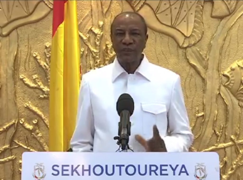 Guinée : Alpha Condé confie la gestion des affaires courantes aux secrétaires généraux des ministères