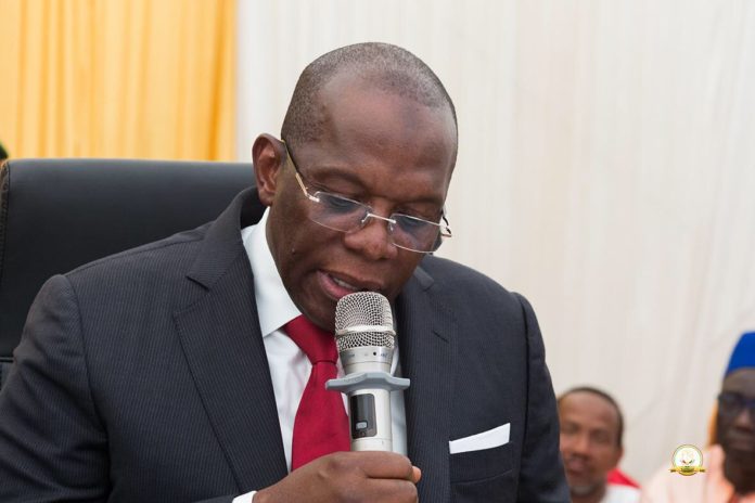 IBRAHIMA KASSORY FOFANA, PREMIER MINISTRE, CHEF DU GOUVERNEMENT, A L’OCCASION DE LA CEREMONIE OFFICIELLE DE PASSATION DE POUVOIRS IBRAHIMA KASSORY FOFANA, PREMIER MINISTRE, CHEF DU GOUVERNEMENT, A L’OCCASION DE LA CEREMONIE OFFICIELLE DE PASSATION DE POUVOIRS
