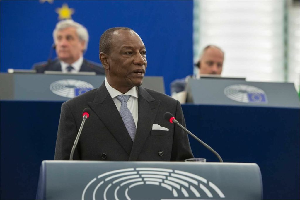 Décret : Alpha Condé nomme deux ministres Alpha Condé au parlement européen