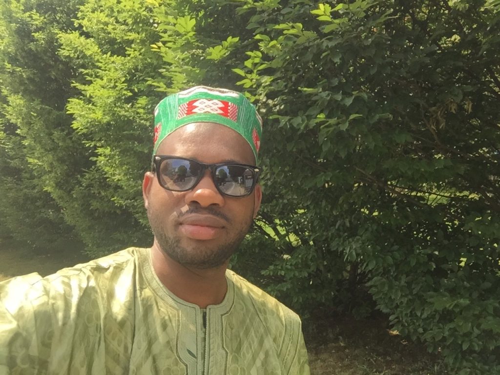Guinée : La république est-elle prise en otage par deux clans ? (Par Macka Baldé) Macka Baldé, vice-président des NFD, administrateur général de libreopinionguinee, de la Radio Libre Opinion RLO et de Boufad.com