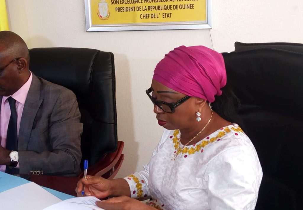 PORT DE CONAKRY: et si le bilan de Hawa Keïta confortait la contestation? Hawa Keita ancienne directrice du port de conakry