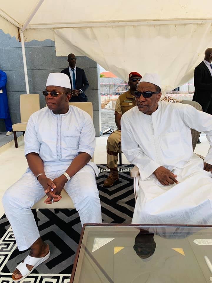 Le président Alpha Condé et le premier ministre Kassory Fofana à Forécariah
