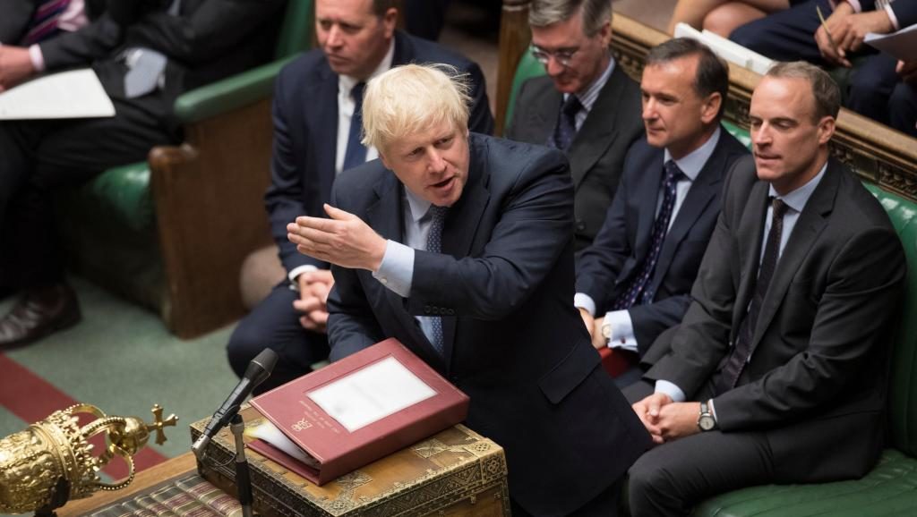 Brexit: le Parlement britannique pousse Boris Johnson dans ses retranchements