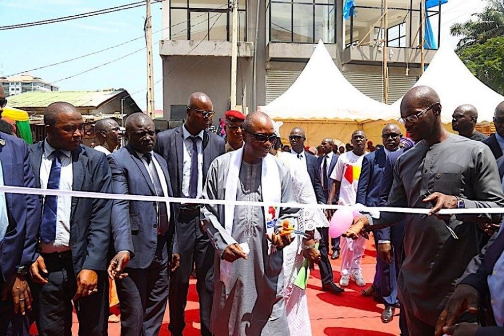 Le président Alpha Condé, a inauguré ce jeudi le Centre de formation professionnelle pour les femmes d’une capacité de 600 personnes, qui a été équipé grâce à l’appui de l’Agence turque de coopération et de coordination (TİKA)