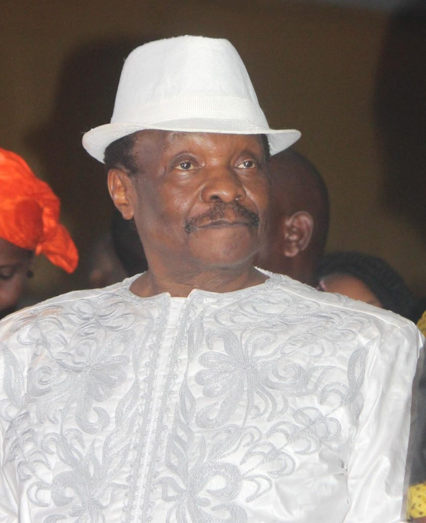 Décret : le président Alpha Condé immortalise Mory Kanté
