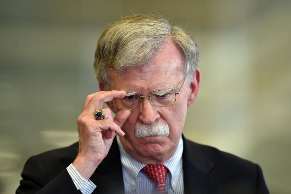 États-Unis : « En quelques phrases, John Bolton a ruiné la campagne de Donald Trump »