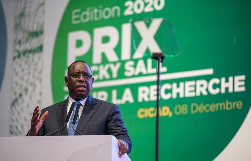 Sénégal: Macky Sall promet de «nouvelles réponses» à la jeunesse