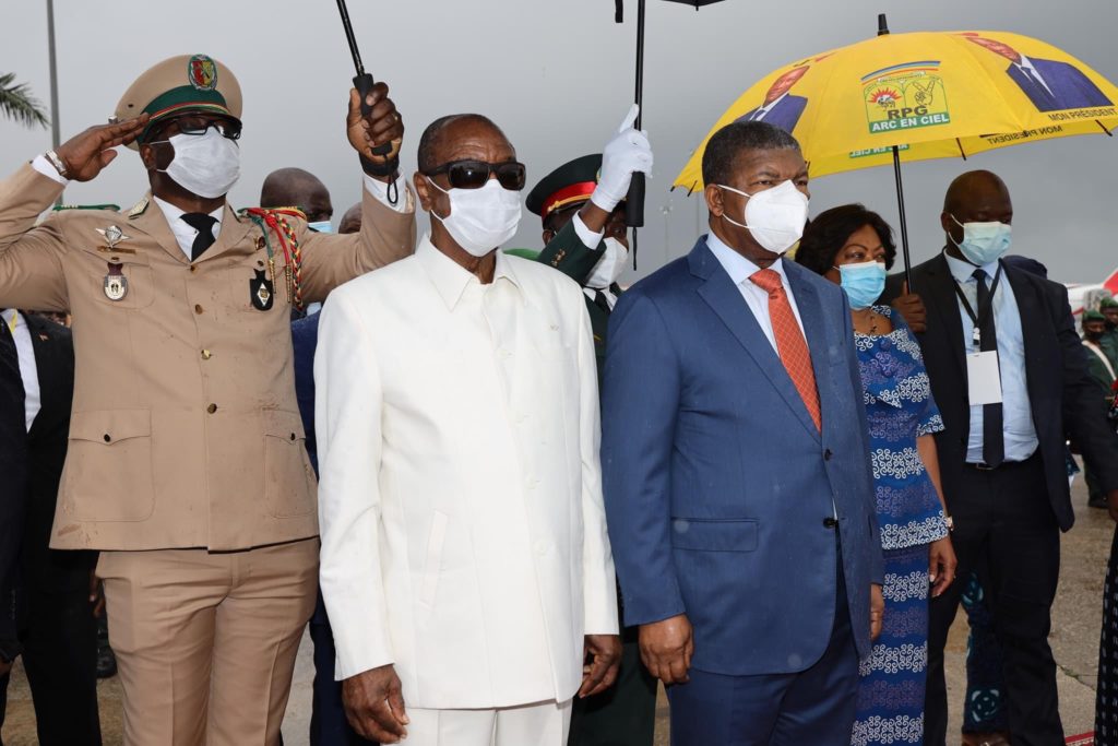 Le président angolais João Lourenço est à Conakry