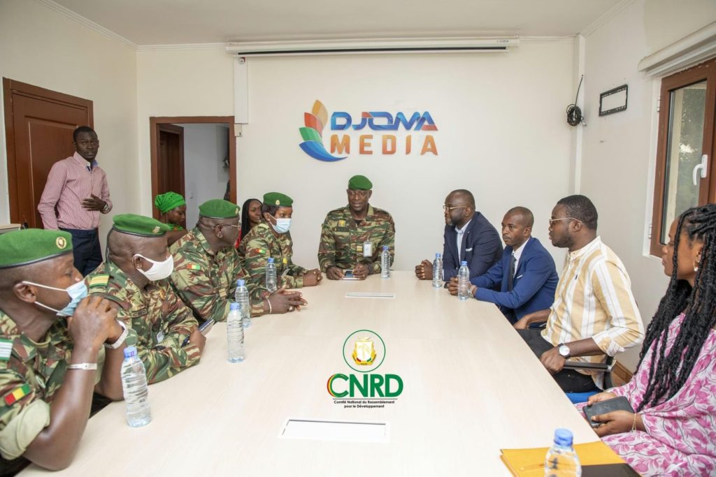 Une délégation du CNRD chez Djoma média !