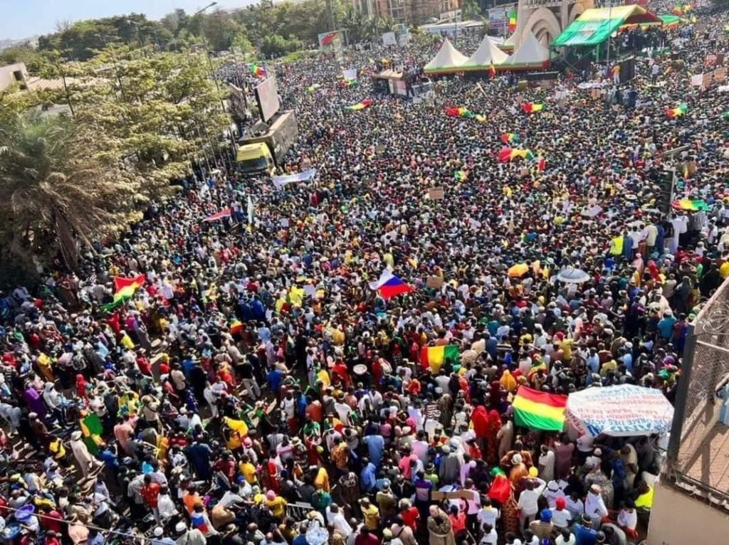 MALI : mobilisation populaire à Bamako pour dénoncer les sanctions de la CEDEAO contre le Mali (images)