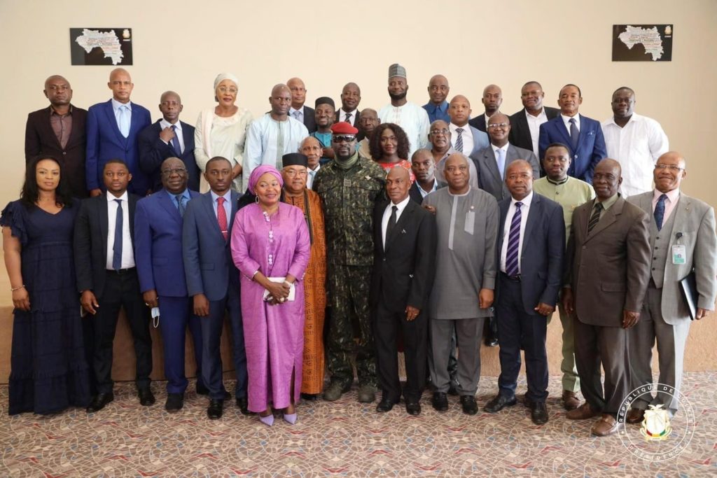 Mamadi Doumbouya aux nouveaux diplomates : « vous n’allez pas là-bas pour régler vos problèmes