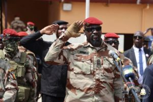 Colonel Mamadi Président du CNRD et le ministre de la sécurité et de la protection civile, Bachir Diallo