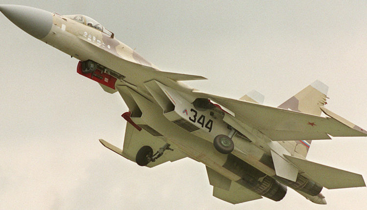 AVIATION-SUKHOI 37 guerre Americain