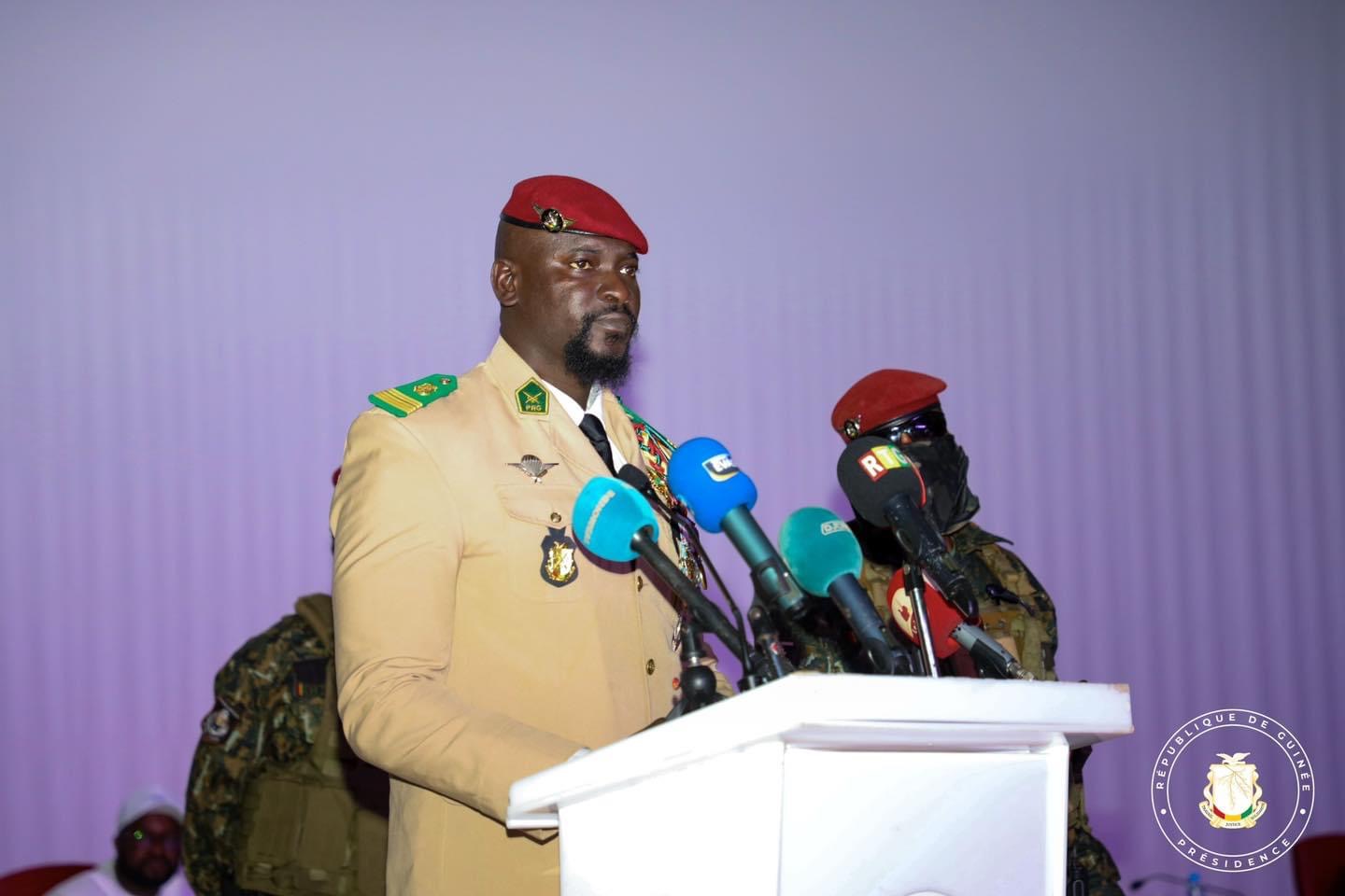 Colonel Mamadi Doumbouya à la cérémonie du lancement des assises nationales