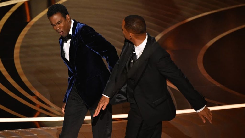 WILL SMITH DÉMISSIONNE DE L’ACADÉMIE DES OSCARS APRÈS SA GIFLE À L’HUMORISTE CHRIS ROCK