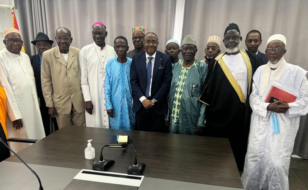 Dialogue politique en Guinée : les présidents des 23 organisations communautaires du pays sont reçus par le PM Mohamed Béavogui