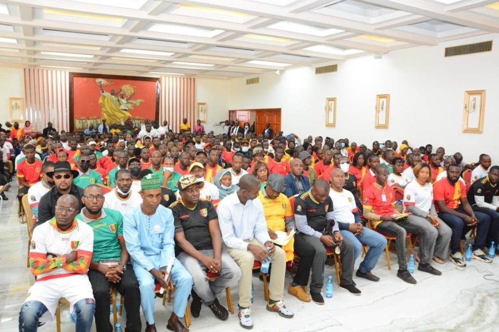 Dr Dansa Kourouma aux jeunes de l’Axe : « Nous vivons dans l’angoisse, on ne peut même pas dormir tranquillement dans notre pays »