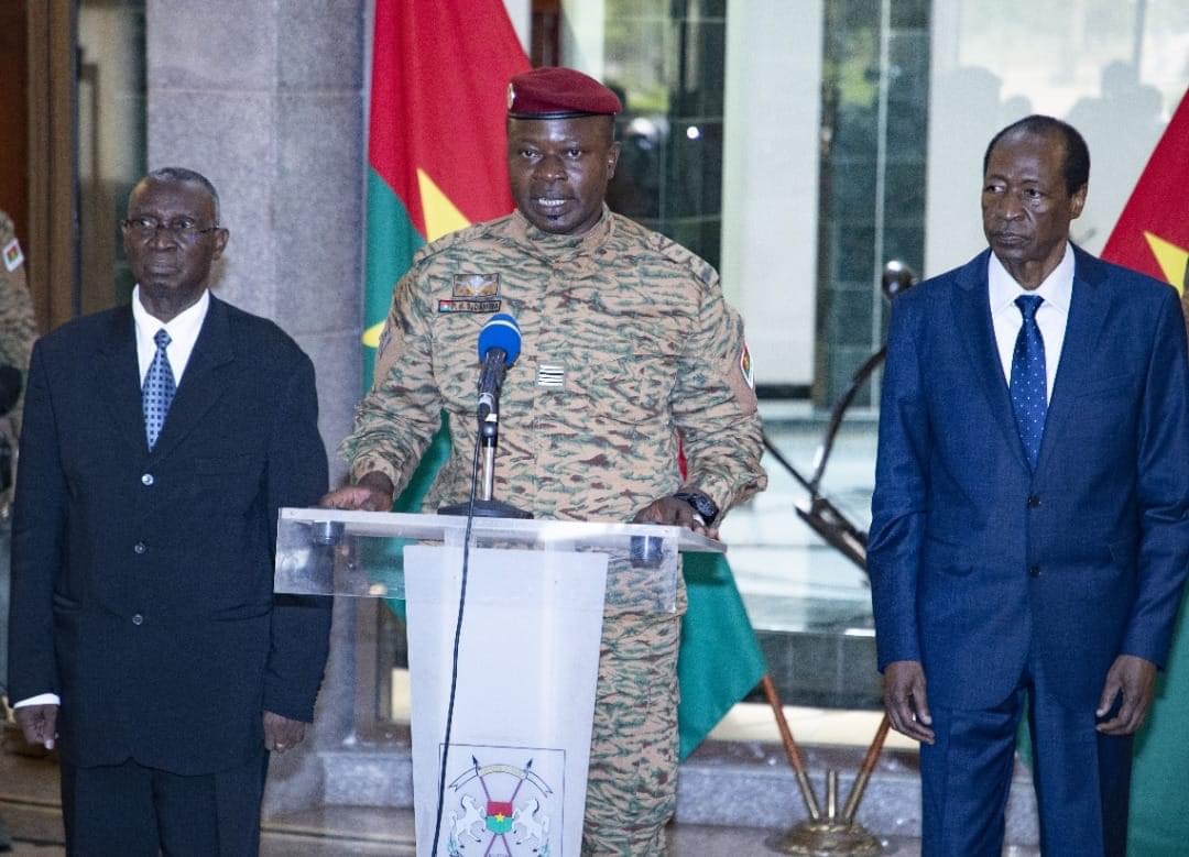 Rencontre des anciens présidents du Faso, Blaise Compaore avec le Président Paul-Henri Sandaogo DAMIBA