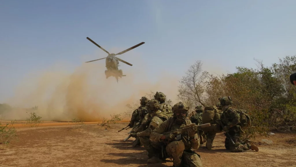 La France n’écarte pas un retrait de ses forces spéciales du Burkina Faso