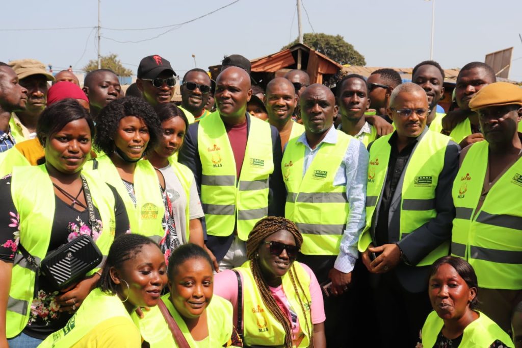 MJS: l’ANVJ en collaboration avec l’AGUISER déploie des jeunes volontaires pour sensibiliser les usagers de la route