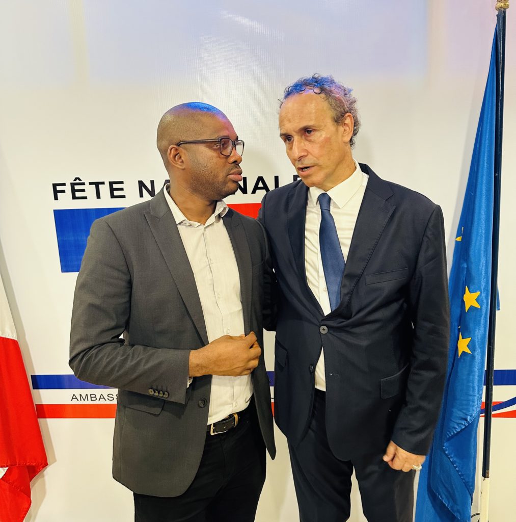 Macka Balde et l’ambassadeur de france en Guinée