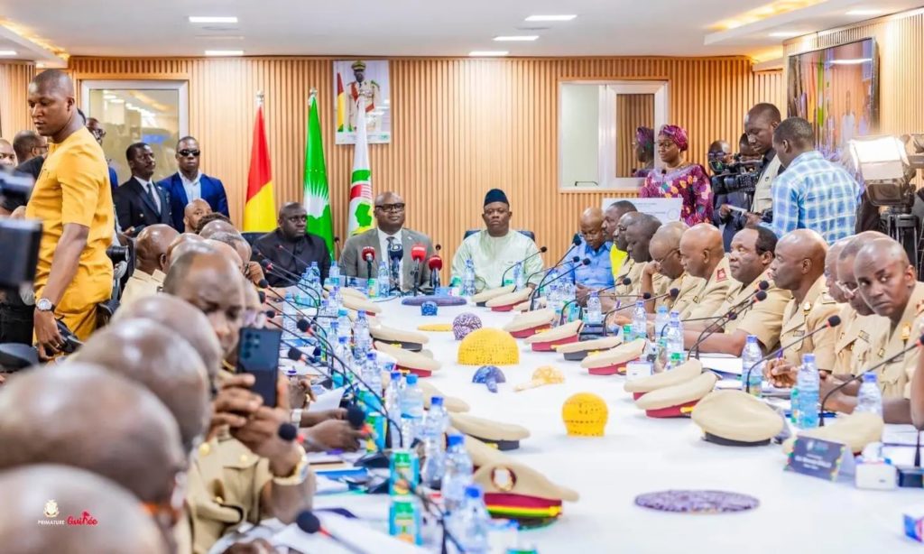 Guinée : le CNRD opte pour le changement des tenues des administrateurs territoriaux