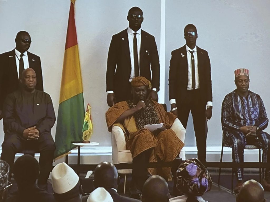 New York/ Colonel Doumbouya rencontre la communauté guinéenne: « pour moi, un Guinéen à l’extérieur équivaut à tout le pays »