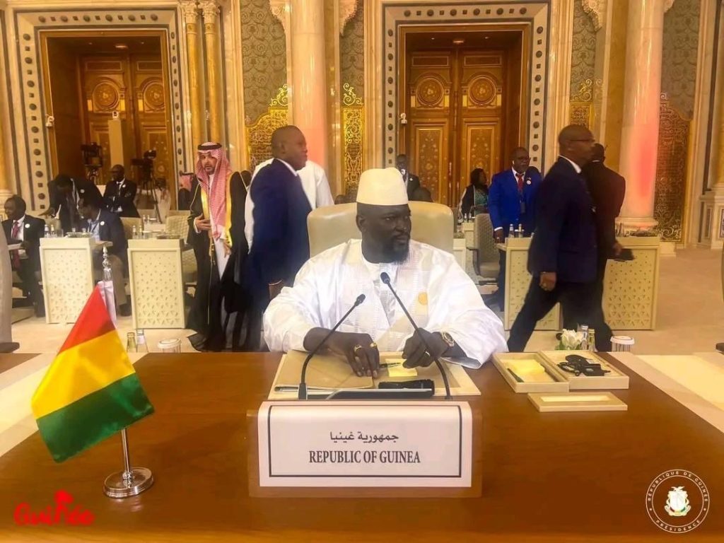 Le Colonel Mamadi Doumbouya à Ryad ou l’engagement sans faille pour la Guinée…