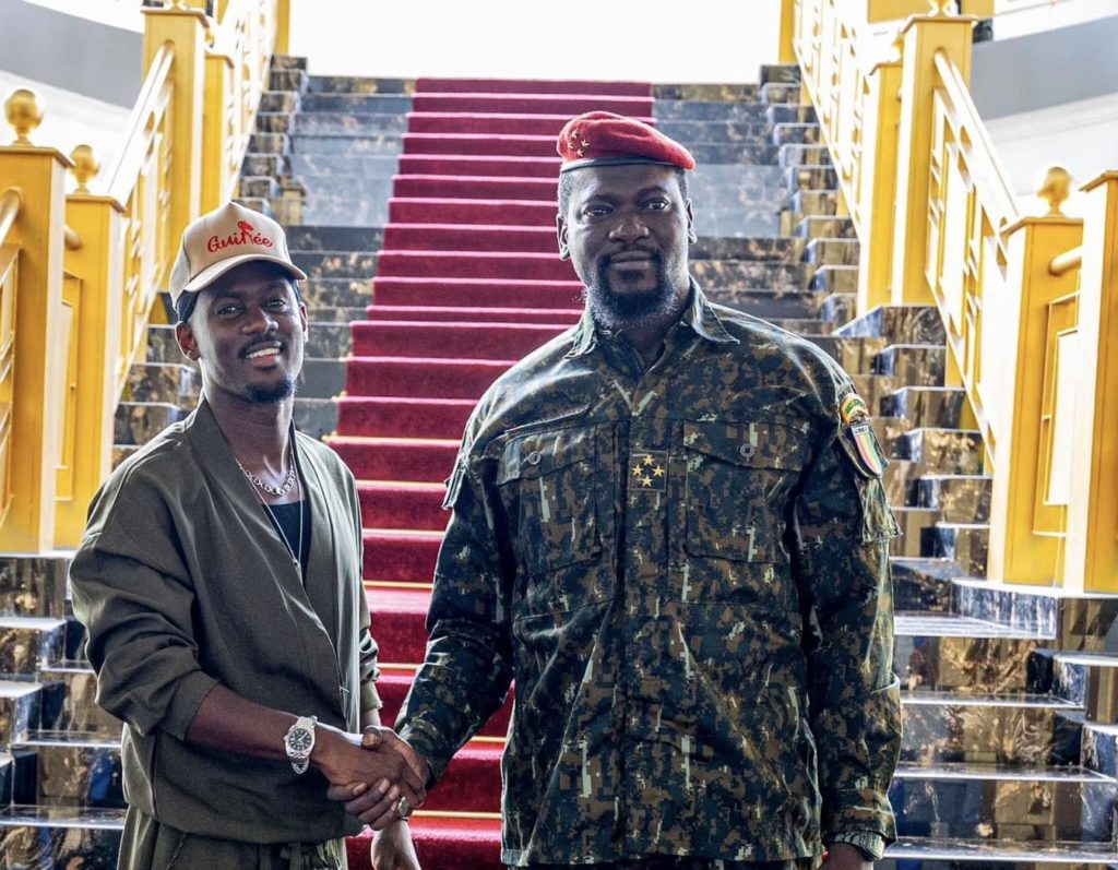Palais Mohamed V: le président de la République son Excellence le Général Mamadi Doumbouya reçoit en audience l’artiste franco-guinéen Black M
