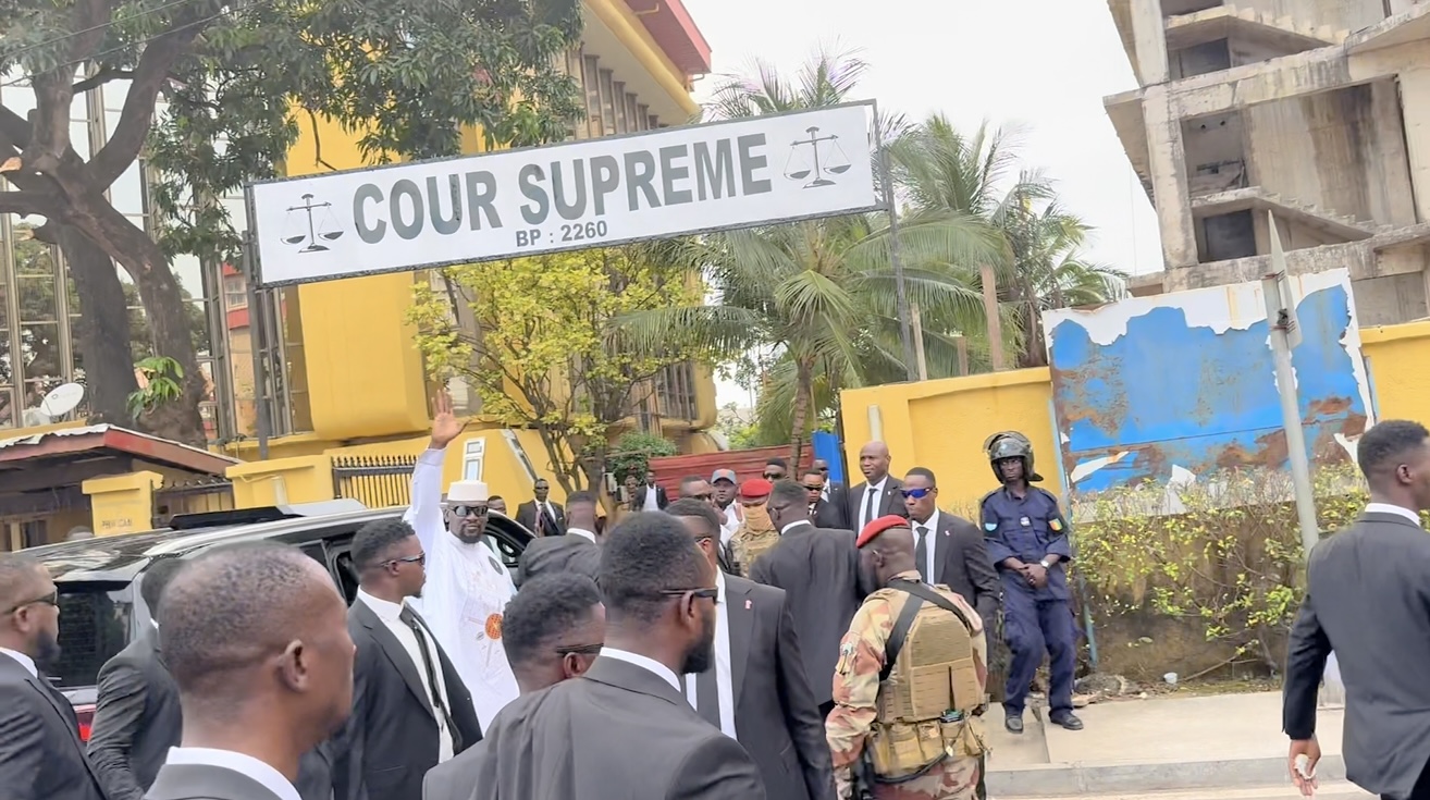 Guinée : le général Mamadi Doumbouya dépose sa candidature à la cour suprême pour l’élection présidentielle de décembre 2025