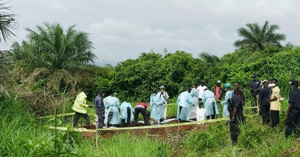 Guinée: six corps découverts dans une fosse commune dans la préfecture de Forecariah