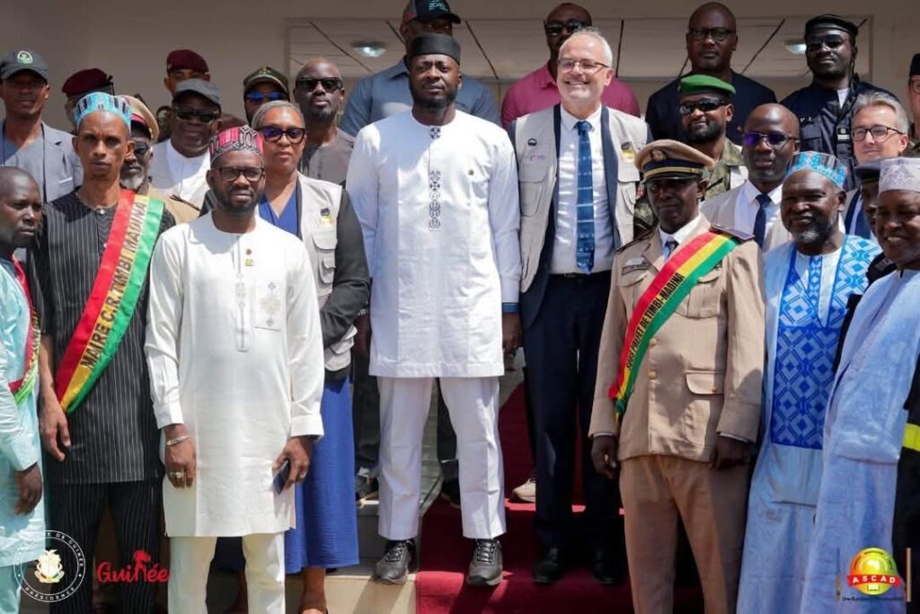 Timbi-Madina : le DG de l’ANVJ, Macka Baldé, et le CC Robby Sarah prennent part à l’inauguration du centre SCAD aux côtés du Général Amara Camara